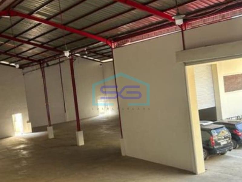 Dijual Gudang Luas Bangunan 744 m² Lokasi di Cipondoh Tangerang Banten