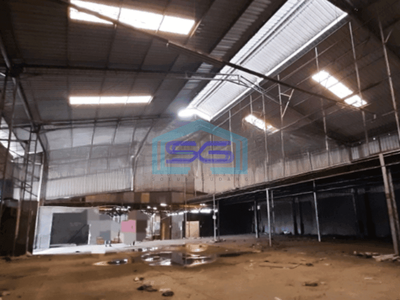 Dijual Gudang Akses Container Luas Bangunan 300 m² di Kapuk Jakarta Utara