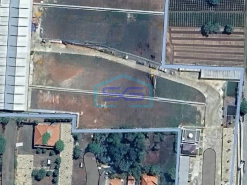 西爪哇省苏邦市西博戈仓库出售，土地面积 14590 平方米