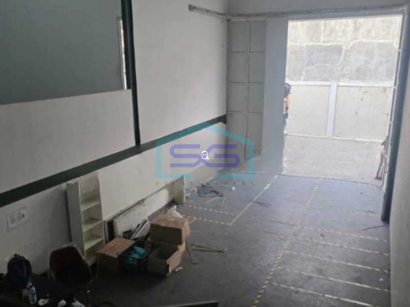 科波萨当，万隆仓库出租，即时可用，可通往Fuso，建筑面积550平方米