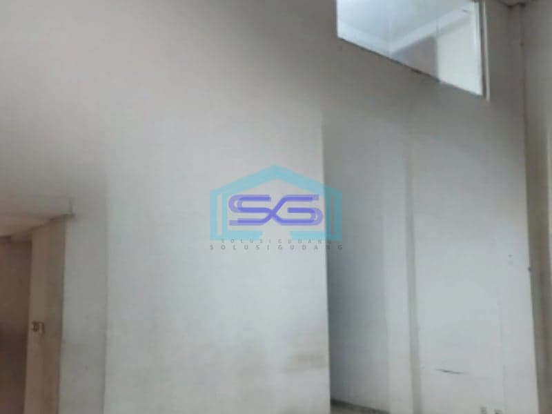 Dijual Ruko Lokasi Strategis Luas Bangunan  300 m² di Andir Bandung