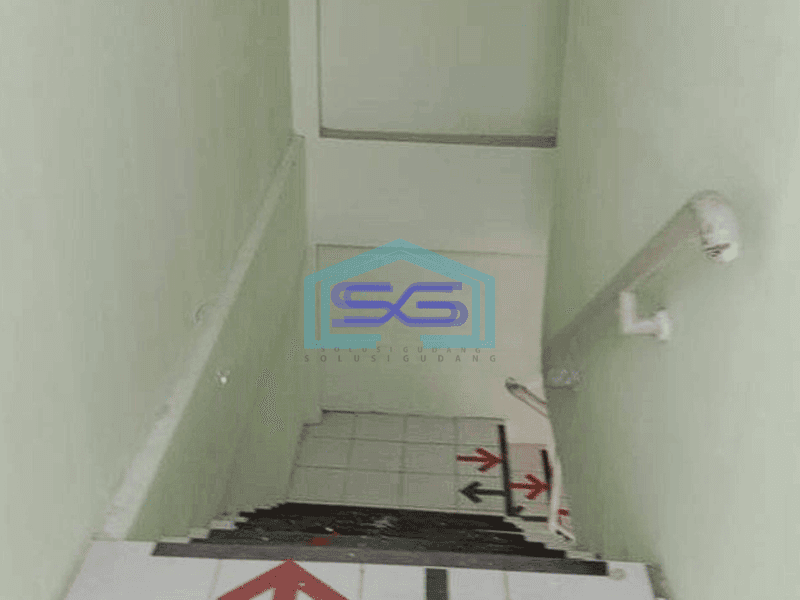 Disewakan gudang 350m2 di Cengkareng