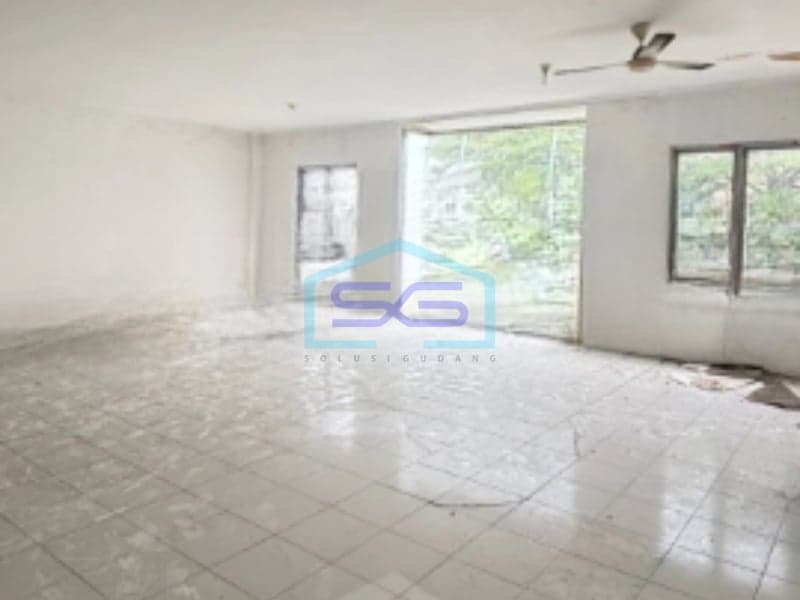 Dijual Gudang Luas Bangunan 330 m² Lokasi Bebas Banjir di Tangerang Kota