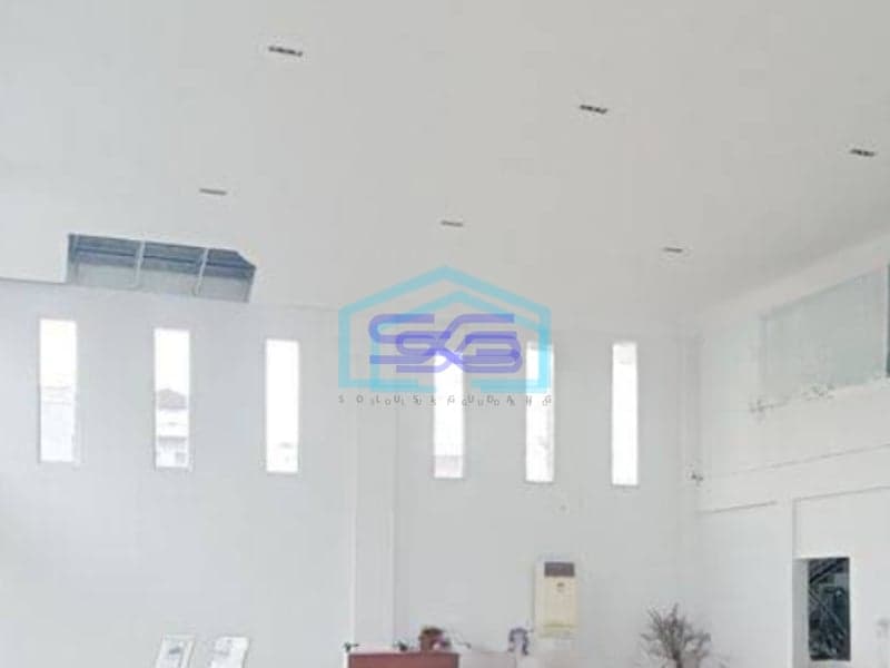 Disewakan Ruko Luas Tanah 995 m² Lokasi Bebas Banjir dan Siap Huni di Sukabumi