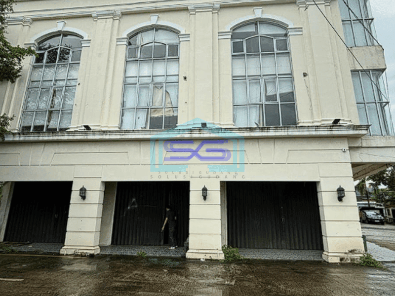 Dijual Ruko dengan View Danau di Jalan Opi Raya, Jakabaring, Palembang LB 180m2