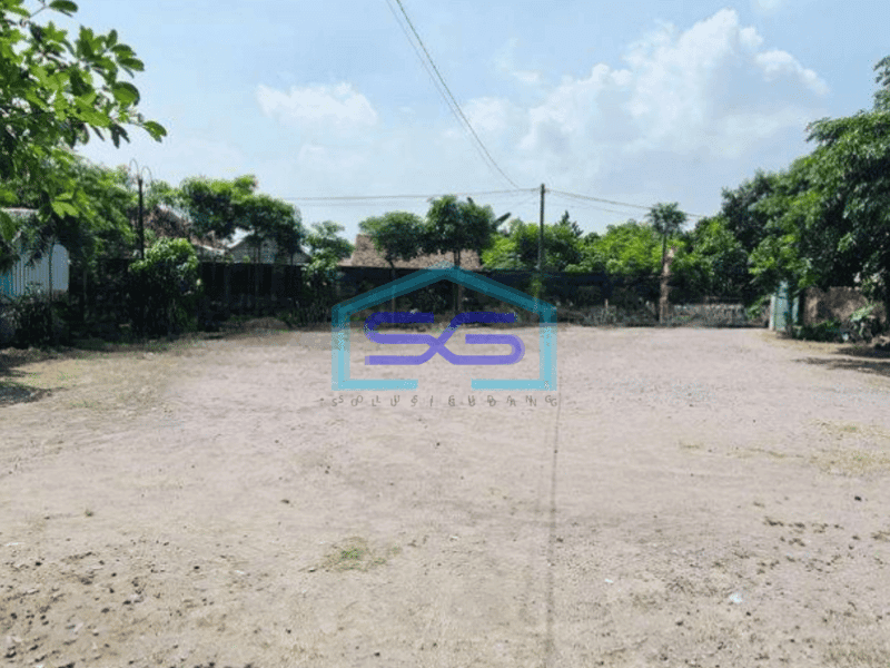 Disewakan gudang murah area parkir luas di kediri