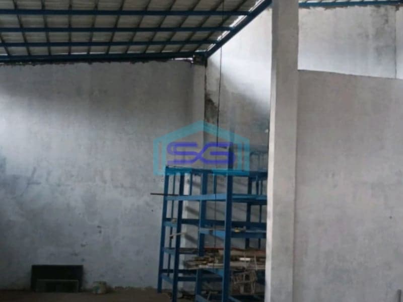 Disewakan Gudang Siap Huni Luas Bangunan  220 m² Lokasi Karawaci Tangerang