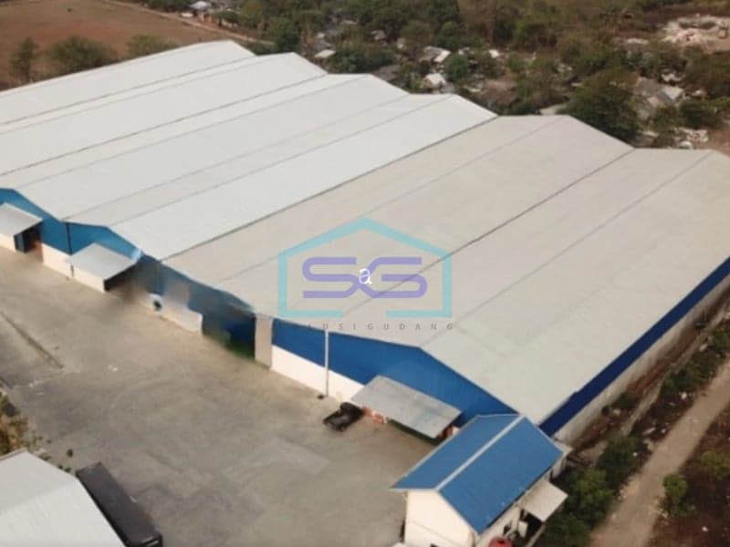 Disewakan Gudang Murah Akses Kontainer di Area Industri, Tangerang LB 1.296 m²