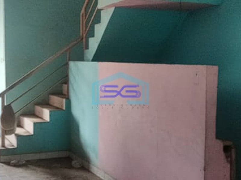 Disewakan 1 Unit Ruko Jalan Kol H Burlian Sebelah Gramedia Km 7 Palembang LB 180m2