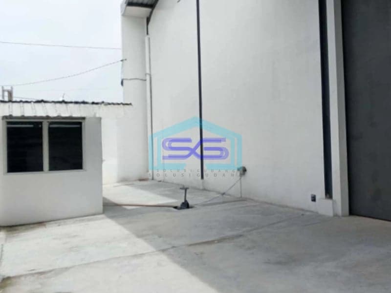 Disewakan Gudang Lokasi Sangat Strategis di Semarang Luas Bangunan 304 m²