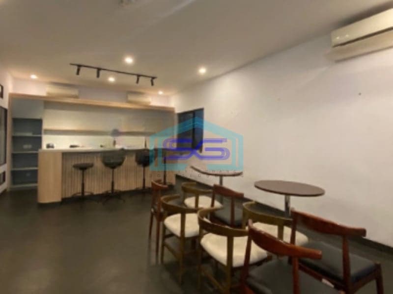 Dijual Kantor Luas Tanah  823 m² di Mampang Jakarta Selatan