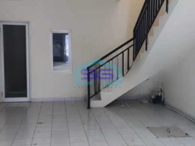 Disewakan Ruko 3 Lantai Luas Bangunan 120 m² Lokasi Poris Tangerang