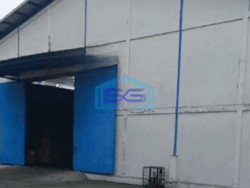 Disewakan Gudang Akses Container 20 Feet di Cikupa Tangerang Luas Bangunan  1600 m²