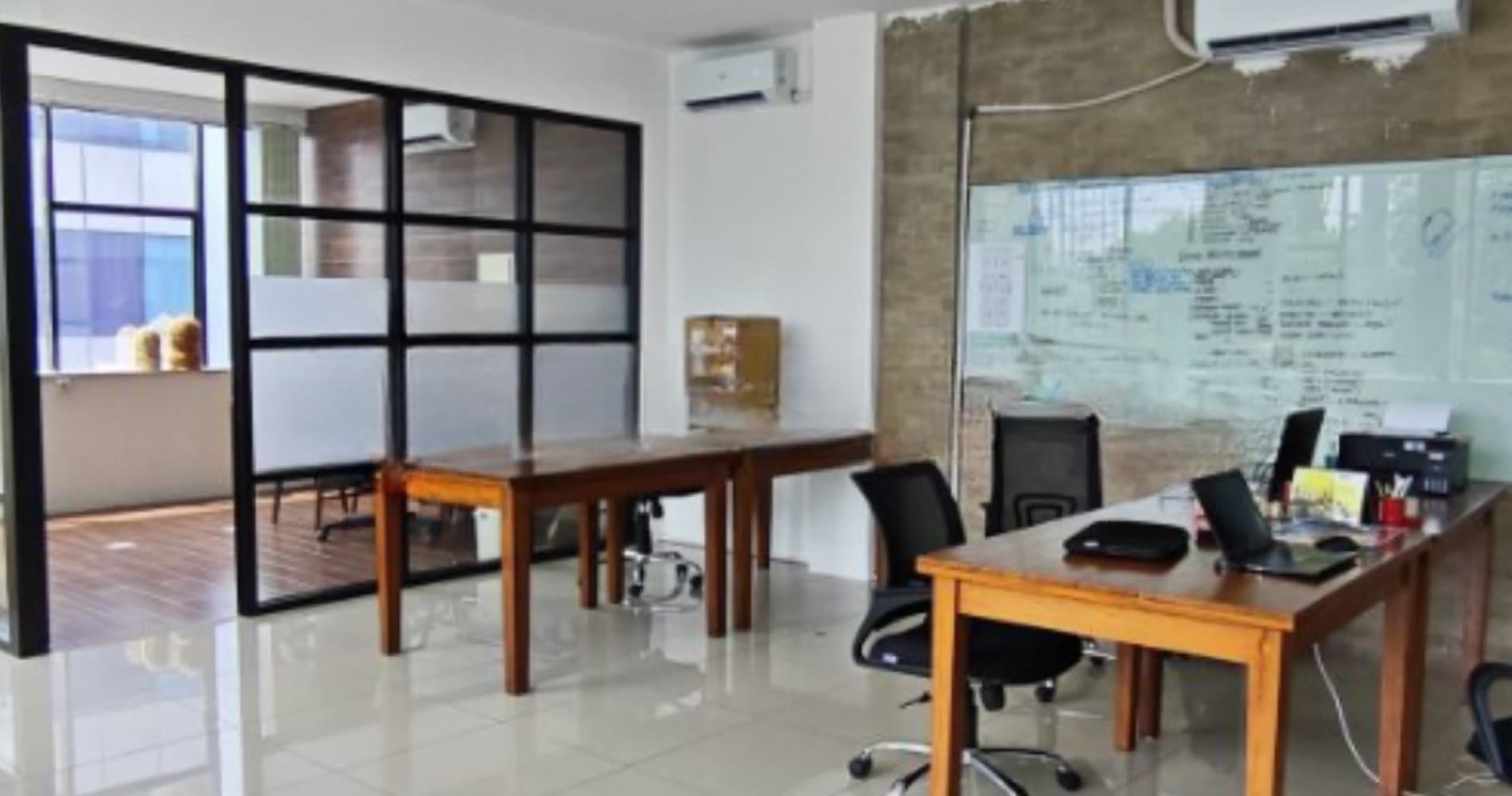 Disewakan Ruko 5 Lantai Cocok Untuk Bisnis Dan Kantor Lokasi Strategis Di Pinggir Jalan Raya Kedoya Jakarta Barat LB 420m2