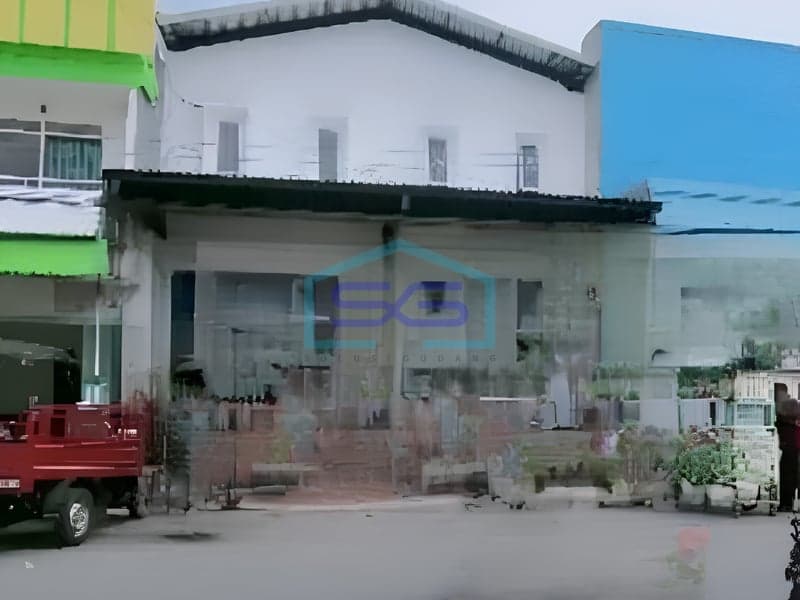 Disewakan Ruko Lokasi Strategis di Kediri 2 Lantai
