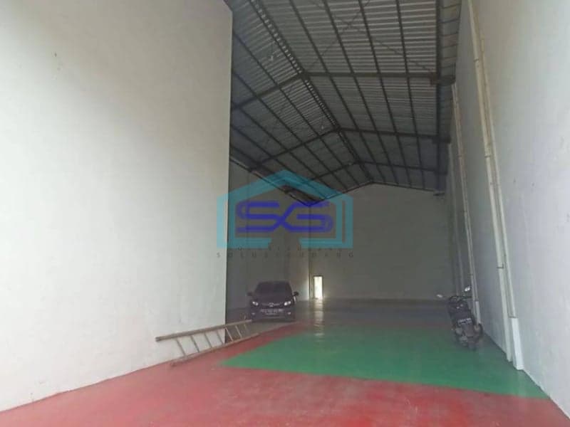 Disewakan Gudang industrial Kota Tangerang Lantai Ada Office Kontainer 40 Feet