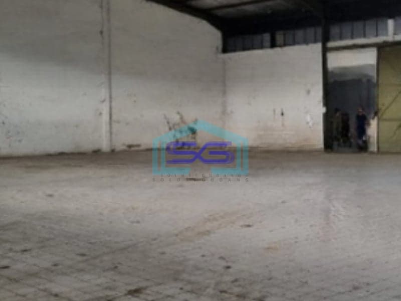 Dijual Gudang Mandiri di Cibolerang Bandung Jawa Barat Luas Tanah 1600m2