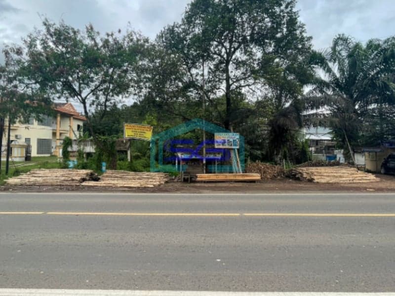 Dijual Tanah dekat Simpang Bandara SMB II Sebelah Hexindo Palembang LT 4200m2