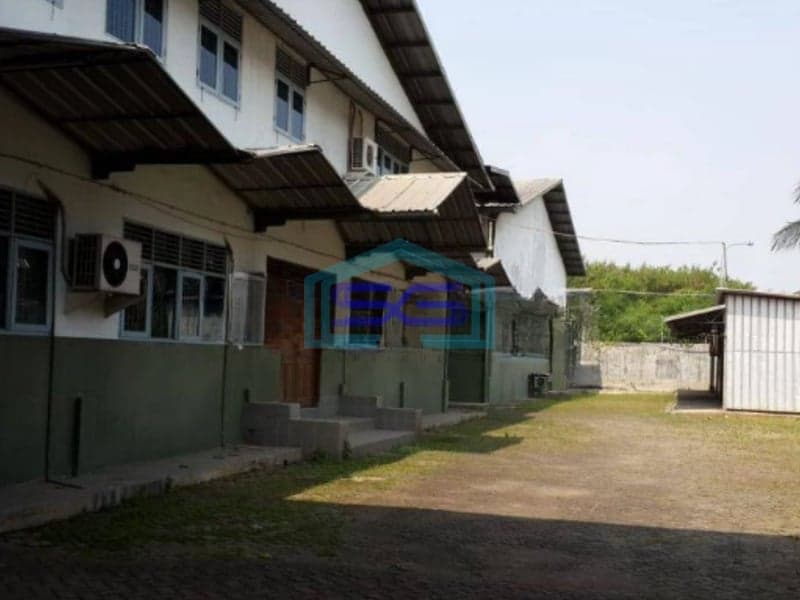 Dijual Gudang Diluar Kawasan Industri Bisa Masuk Container Lokasi Sangat Dekat Kawasan Industri di Cikarang Bekasi