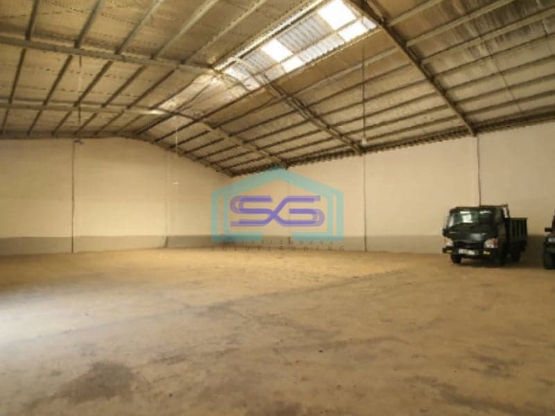 Disewakan Gudang Baru Di Kawasan Pergudangan Holis Bandung Luas Bangunan  500 m²