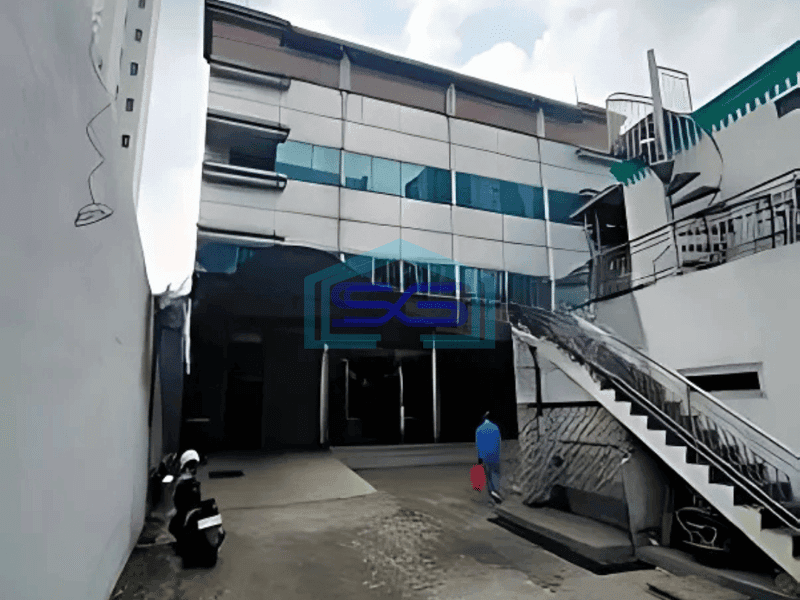 Disewakan Cepat Ruko Gandeng Luas 1000m² Samping Sarinah Jakarta Pusat