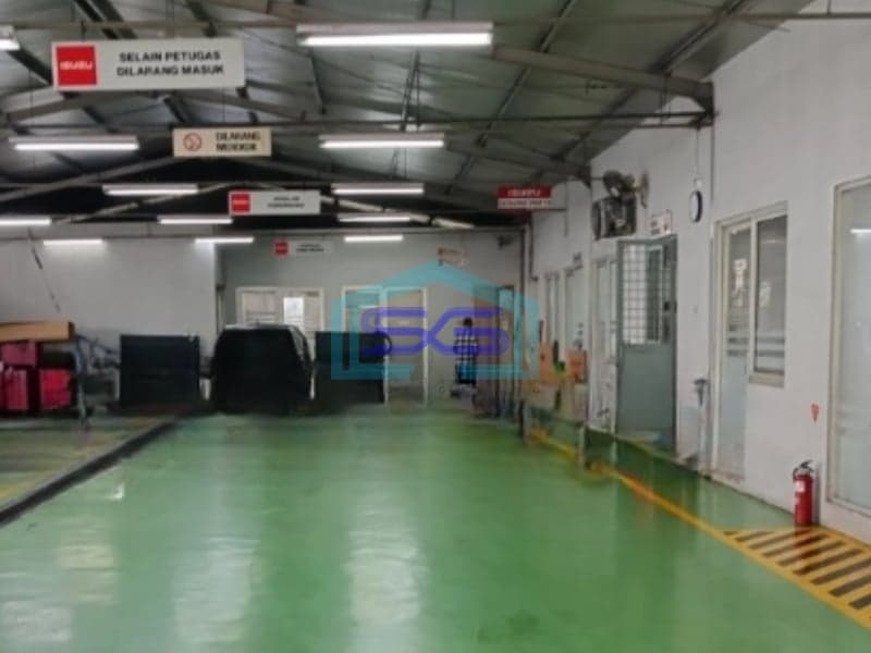 Dijual Kantor Luas Bangunan  900 m² Lokasi di Jakarta Selatan