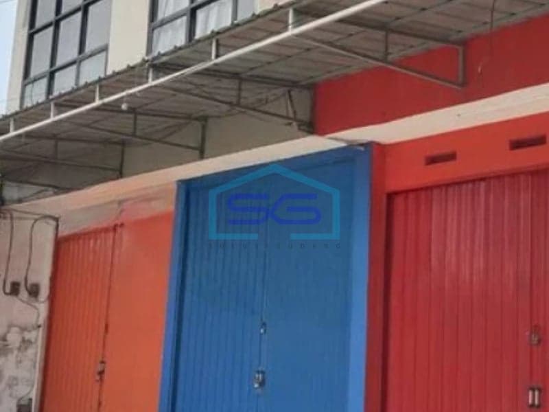 For Rent: Adjacent Shophouses on Main Road in Cinere, Depok, Building Area 172 m²