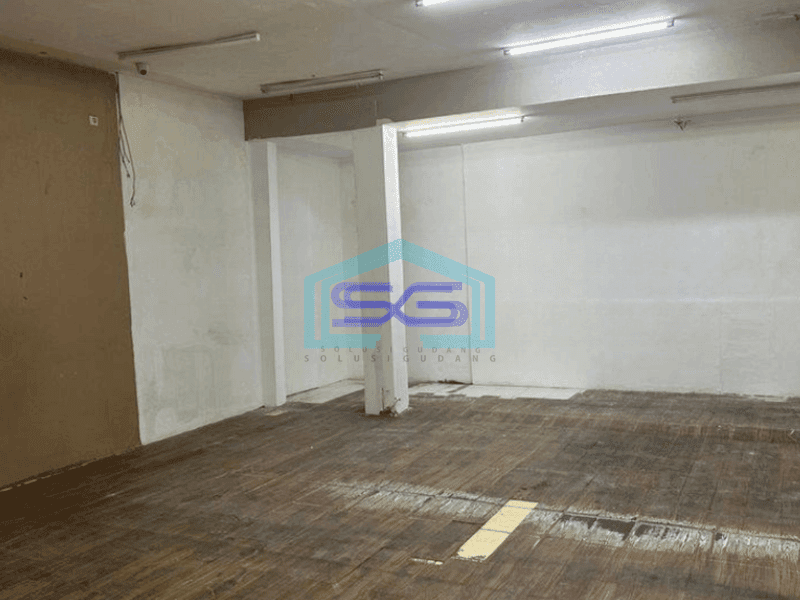 Disewakan Ruko 1 Lantai Lokasi Strategis Kebayoran Baru Jakarta Selatan LT 100m2