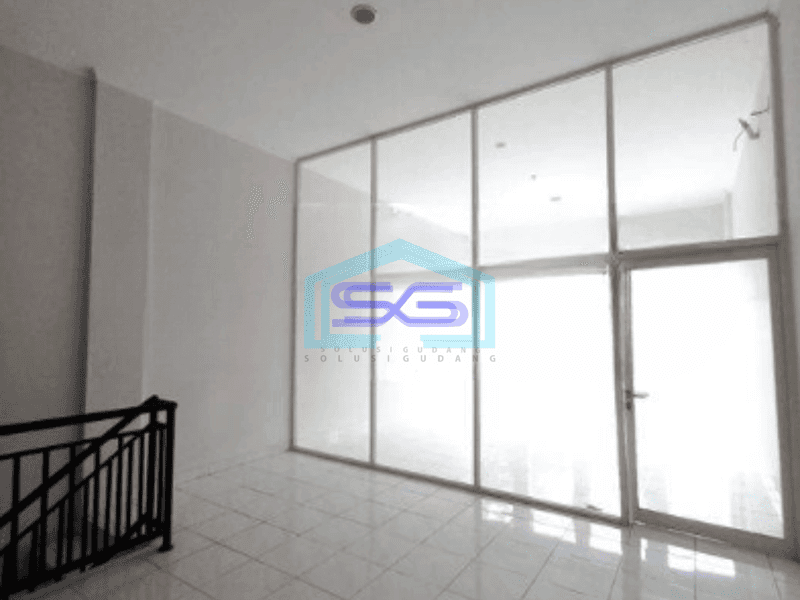 Disewakan Ruko 2 Lantai Luas Bangunan 120 m² di Gading Serpong Tangerang
