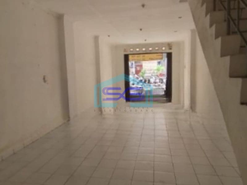 Dijual Cepat Ruko Luas Bangunan 234 m2 Lokasi Taman Palem Jakarta Barat