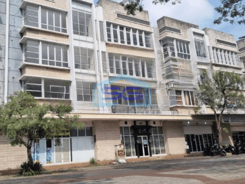 Disewakan Ruko di Pinggir Jalan Utama Harapan Indah Bekasi Luas Bangunan 484 m²