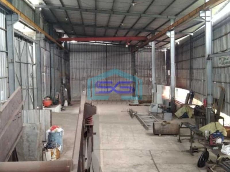 Dijual Gudang Luas Tanah  1500 m² Lokasi di Bekasi