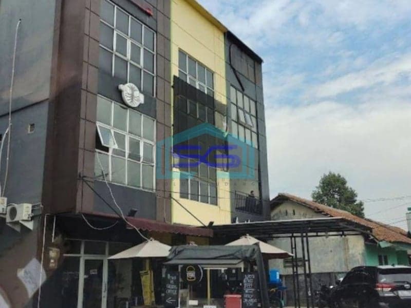 Dijual Ruko Bagus Dan Strategis Dipinggir Jalan Raya Sukahati Cibinong Bogor LB 180m2