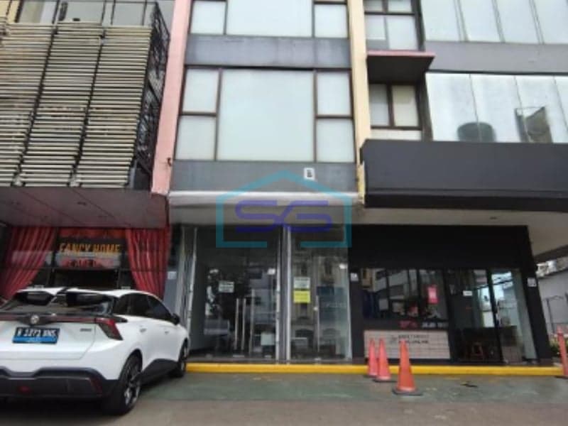 For Rent Shophouse with Basement in Pancoran, South Jakarta 328 sqm Building Area