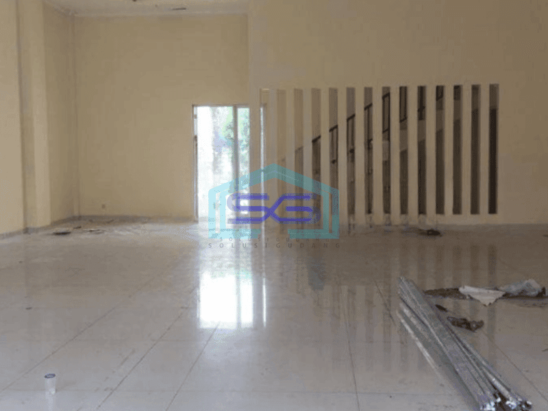 Disewakan Ruko di Pinggir Jalan Utama Harapan Indah Bekasi Luas Bangunan 484 m²
