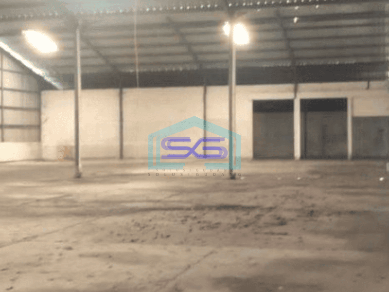 Disewakan Gudang Eks Pabrik Luas Bangunan  2800 m² di Jati Uwung Tangerang