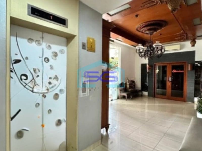 Dijual Gedung Kantor Strategis Siap Pakai di Menteng Jakarta Pusat LT 1718m2