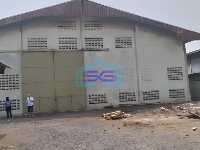 Dijual Gudang Lokasi Bebas Banjir Luas Tanah  2245 m² di Jakarta Barat