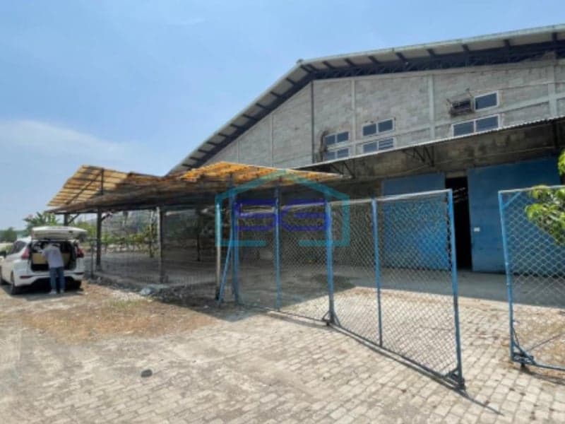 Neat and Ready-to-Use Warehouse for Sale in Serang, Banten, Building Area 1700 m²