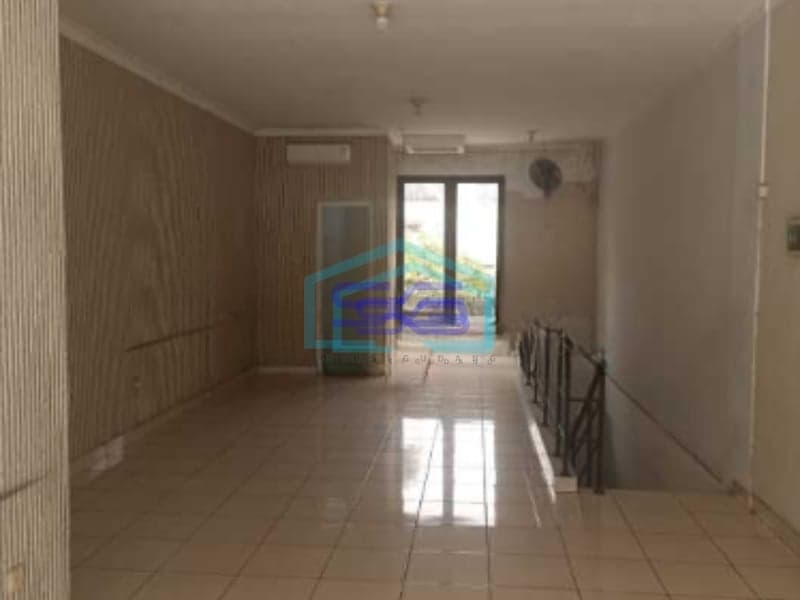 Dijual Ruko Pinggir Jalan Raya Siap Pakai Lokasi Sangat Strategis Di Graha Raya Bintaro Tangerang Luas Bangunan  121 m²