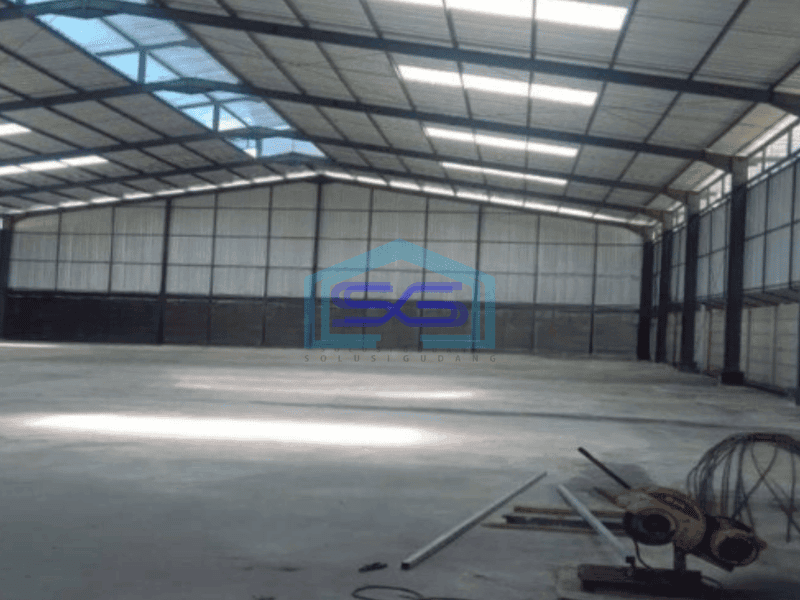 Disewakan Gudang Siap Pakai Luas Tanah 1325 m² di Curug Tangerang