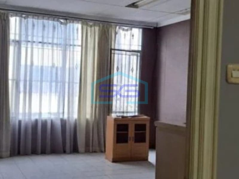 Well-Maintained and Ready-to-Use Shophouse for Rent in Kelapa Gading, North Jakarta, BL 288 sqm
