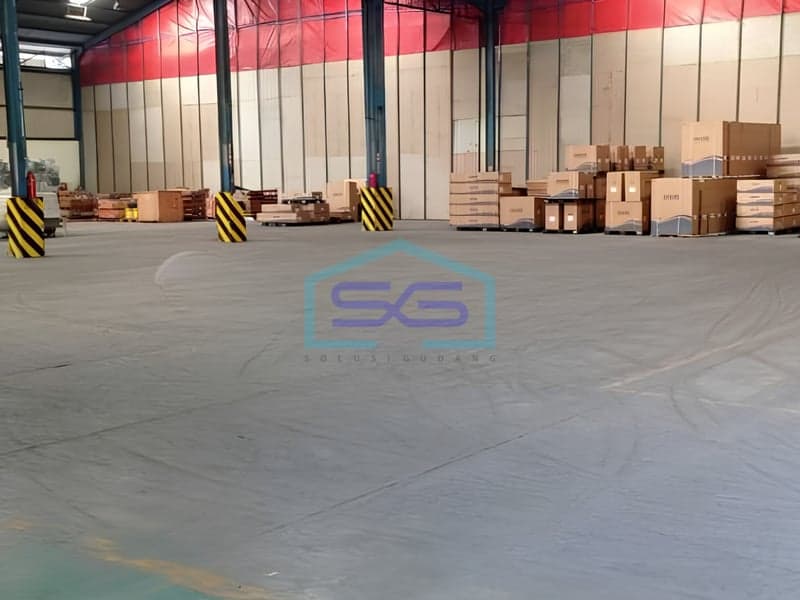 Warehouse for Rent in Cakung East Jakarta Building Area 1728 m²