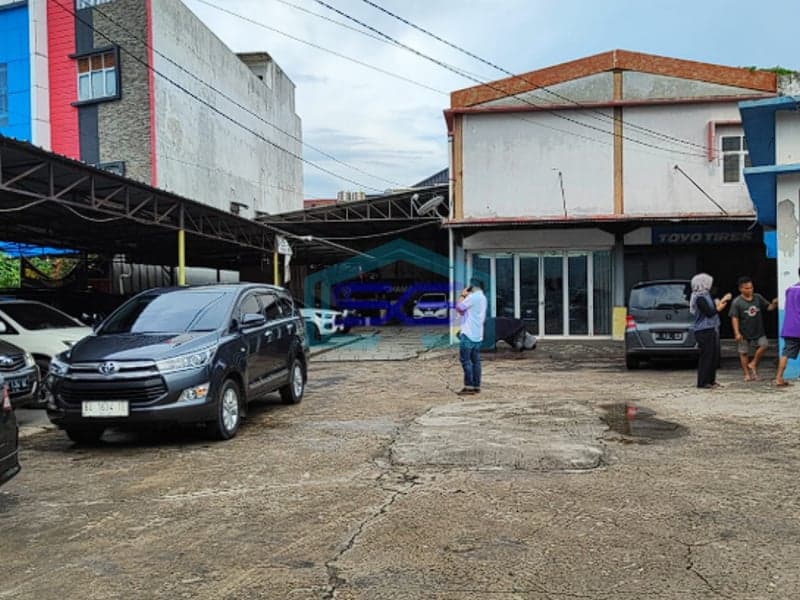 Dijual Cepat Tanah + Bangunan Super Strategis di Jl. Demang Lebar Daun Palembang