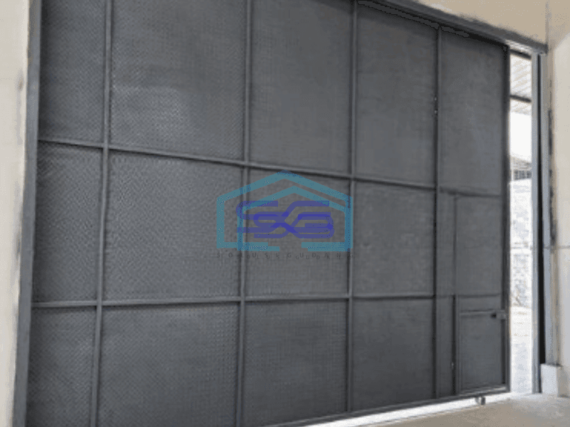 Dijual Gudang Ada Kantor Luas Bangunan 590 m² di Teluk Naga Tangerang