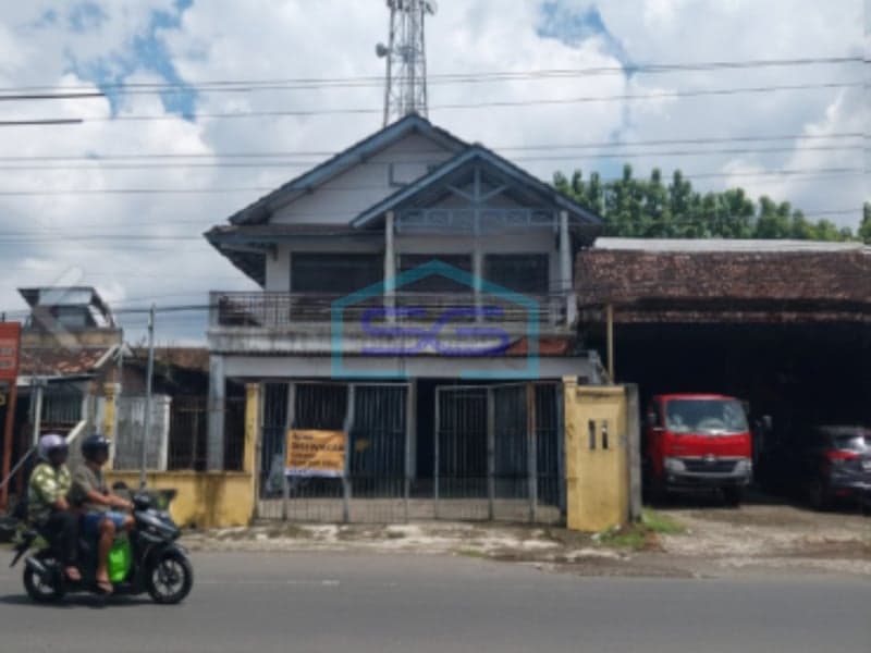 Disewakan Ruang Usaha Lokasi Strategis di Tegaltirto, Sleman LT 200 m2