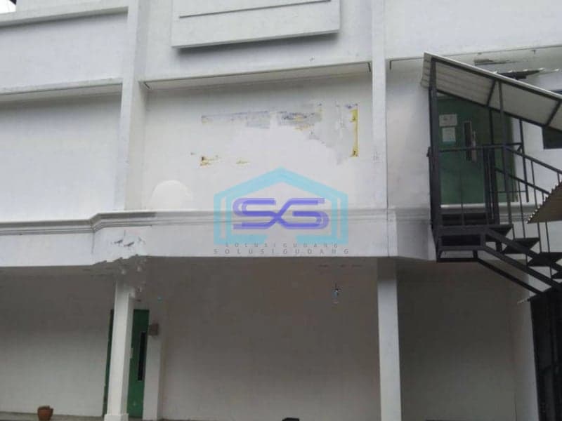 Disewakan Gedung  3 Lantai LB 500m2 Dekat Stasiun Mrt Fatmawati Jakarta Selatan