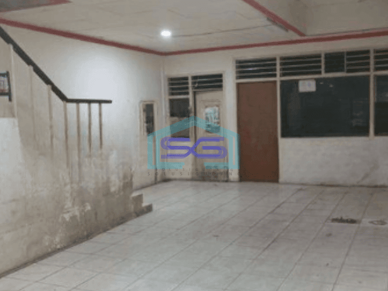 Disewakan Ruko 2 Lantai di Pinggir Jalan Raya Pluit Jakarta Utara Luas Bangunan  220 m²