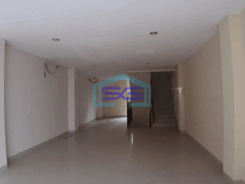 Disewakan Ruko 4 Lantai Luas 200 m² Kebayoran Baru Jakarta Selatan