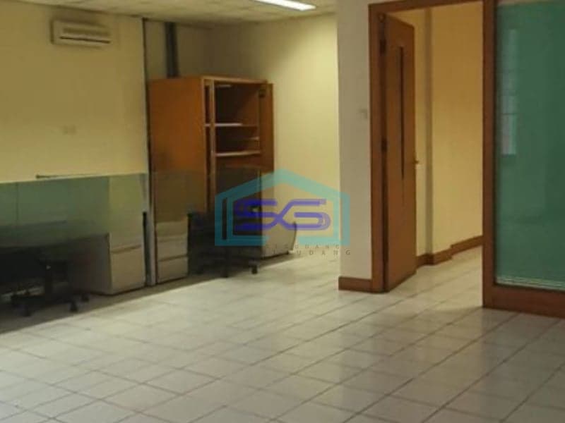 Disewakan Ruko Luas Tanah  134 m² Lokasi di Pluit Jakarta Utara